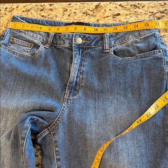 Lane Bryant Venezia Bootcut Jean Women's 14 Regular EUC - Picture 9 of 12